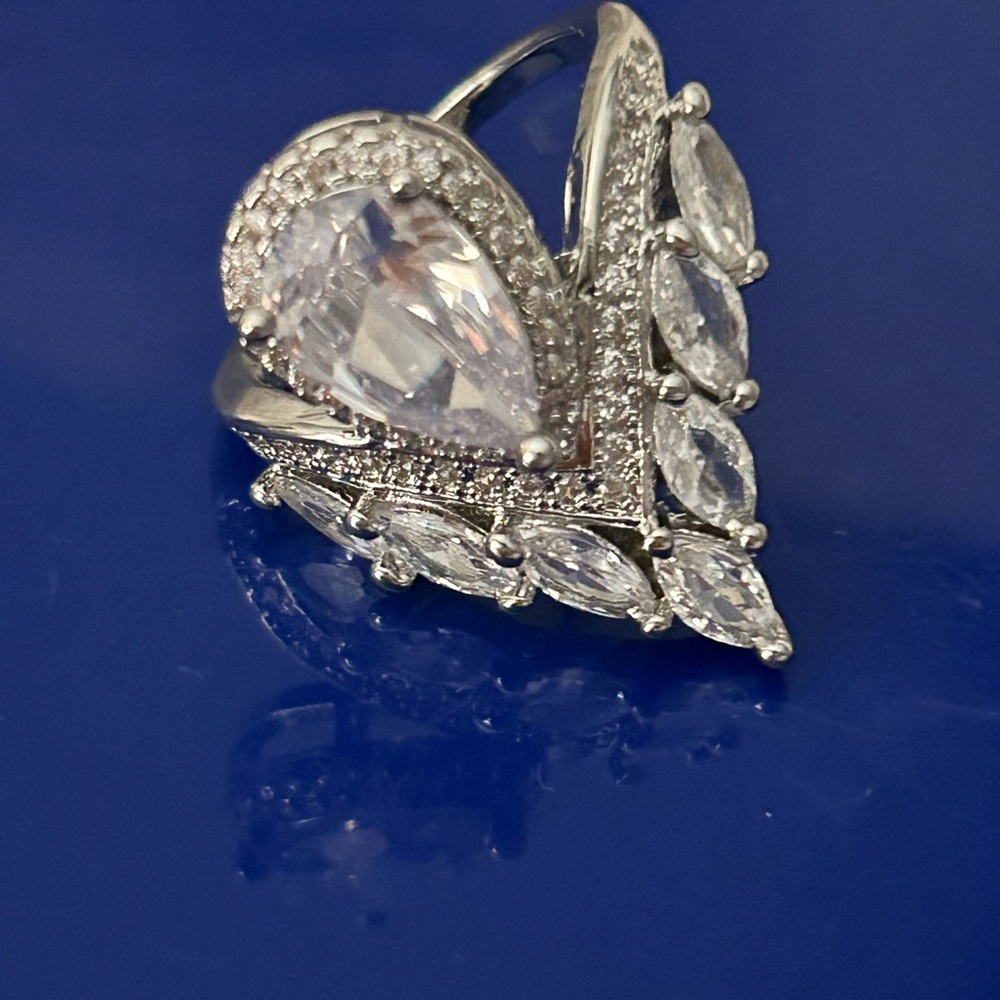 Absolutely Amazing 4 Ct Center Marquise Lab Created Sterling Silver Ring…size 7 - Picture 8 of 9